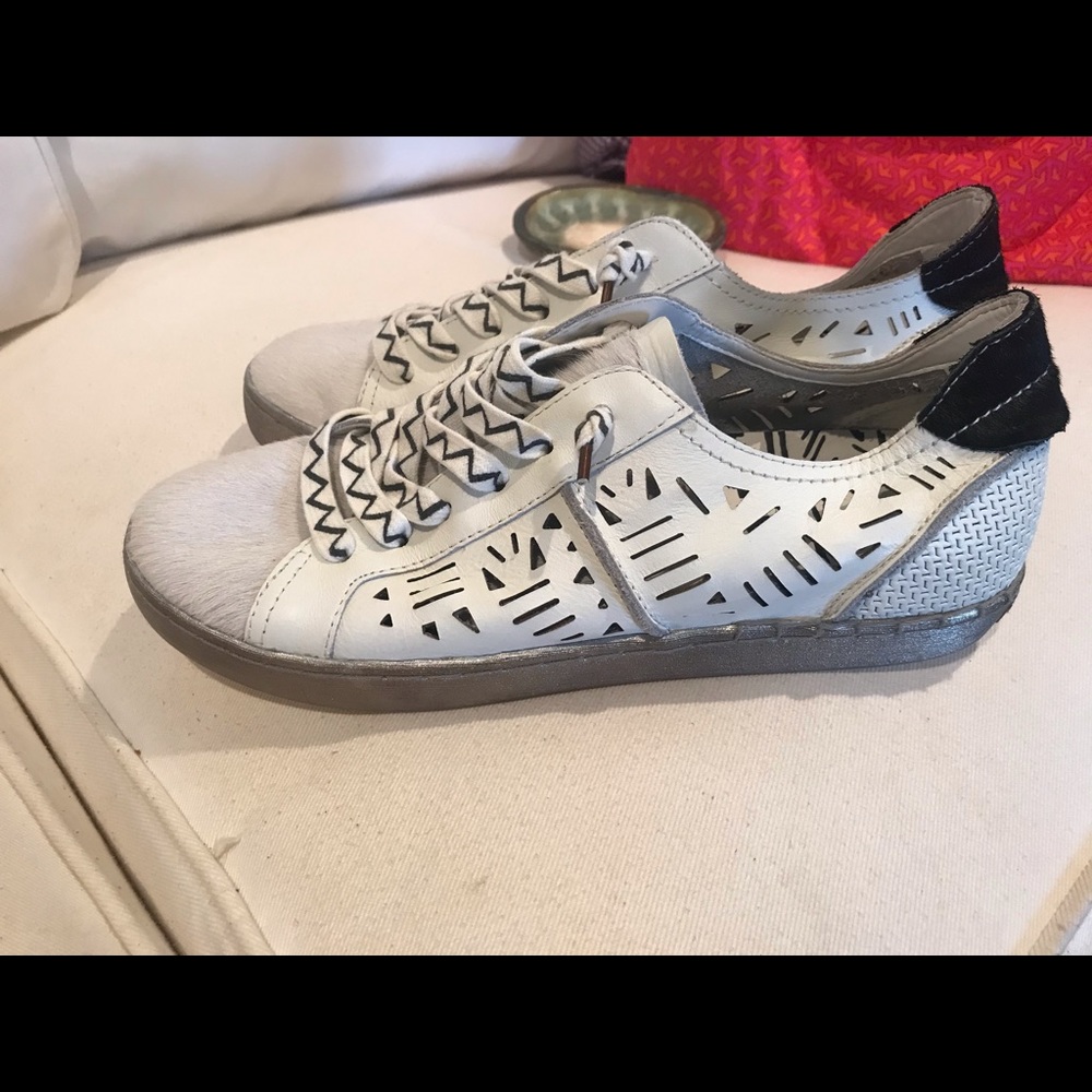 Dolce Vita White Sneakers size 9